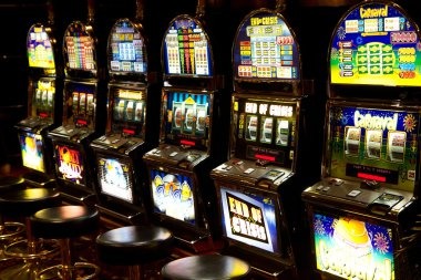 Money Train slot game interface showing train-themed symbols and paylines